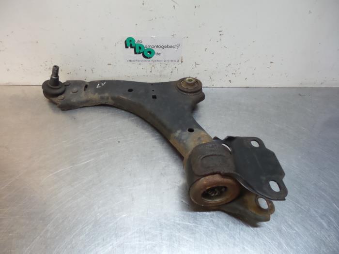 Bras de suspension avant gauche d'un Ford Mondeo (Mondeo 07-, -, 3 mois de garantie, -, -