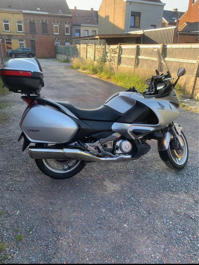 Honda Deauville, Motoren, Motoren | Honda, 700 cc, Particulier, Meer dan 35 kW, Toermotor