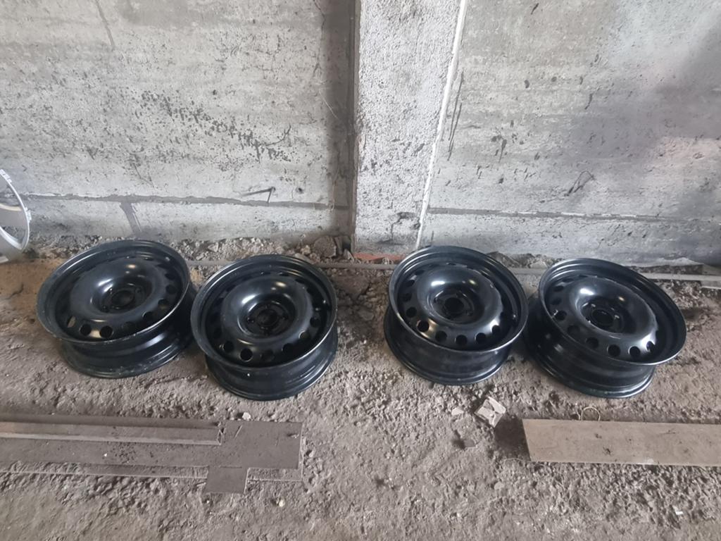 Stalen velgen en wieldeksels citroen c4 16 duim, Auto-onderdelen, Banden en Velgen, Ophalen, Velg(en)