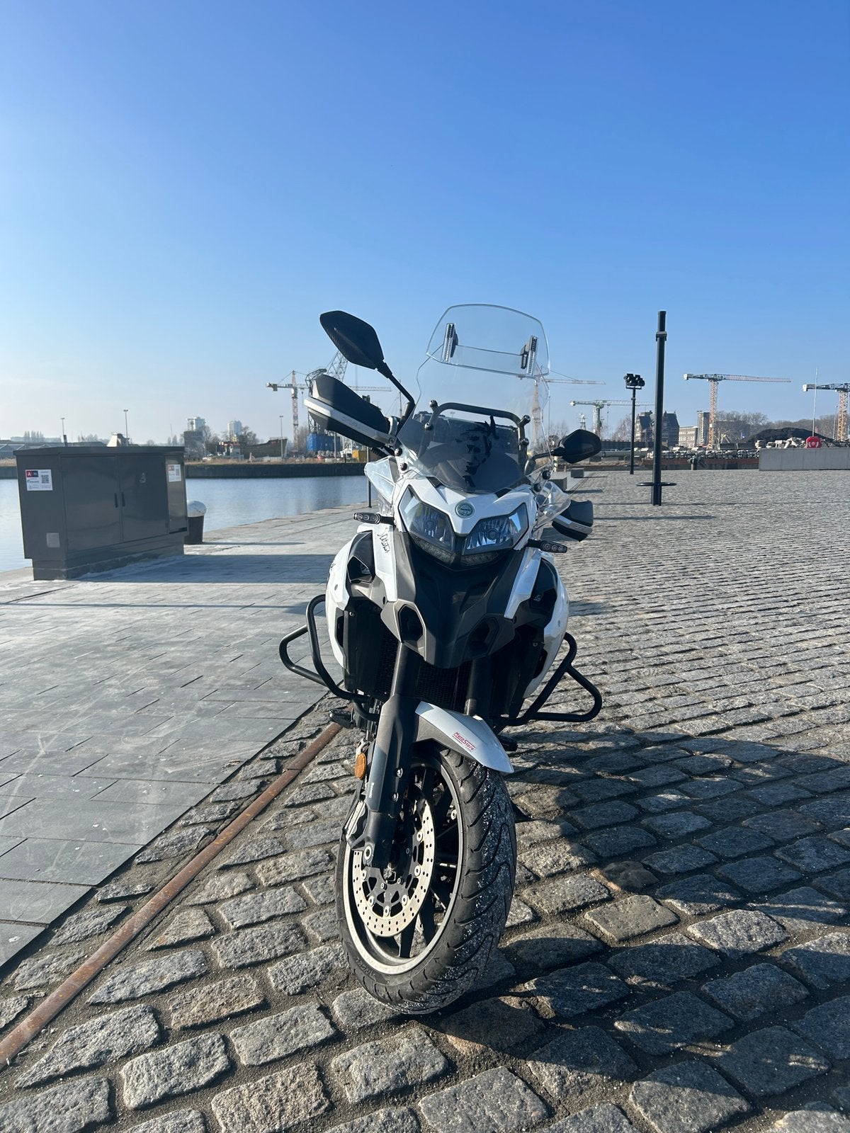 Benelli TRK 502, Motos, Particulier, ABS