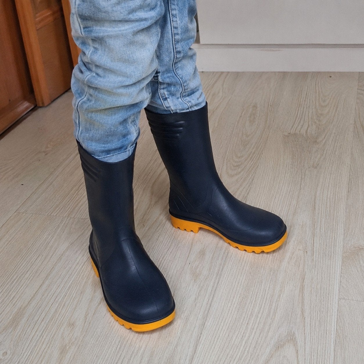 bottes de pluie bleu marine semelle jaune taille 34, Enlèvement ou Envoi, Bottes