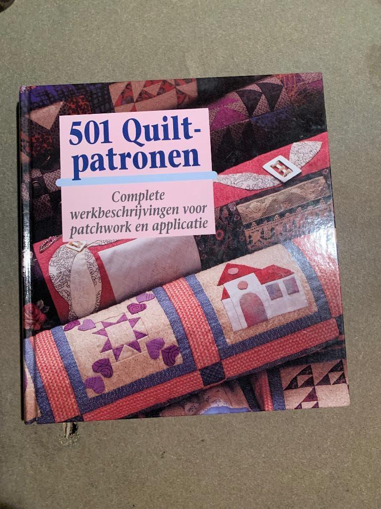 Boek, Boeken, Hobby en Vrije tijd, Ophalen of Verzenden, Zo goed als nieuw, Borduren en Naaien