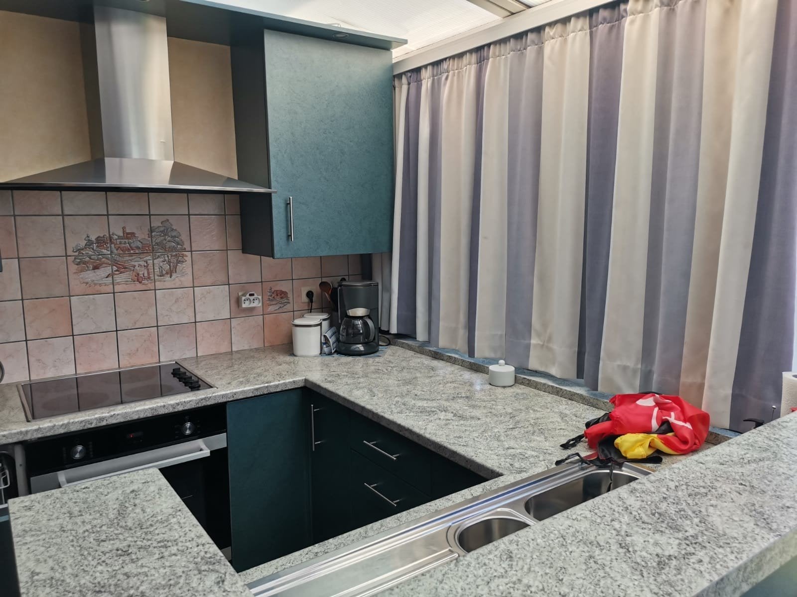 Complete keuken met toestellen in Dilbeek, Ophalen