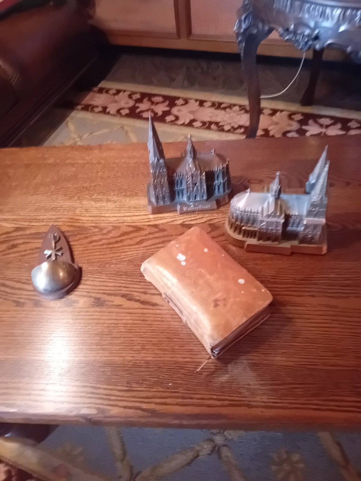 juwelenkist oude bijbel, Ophalen