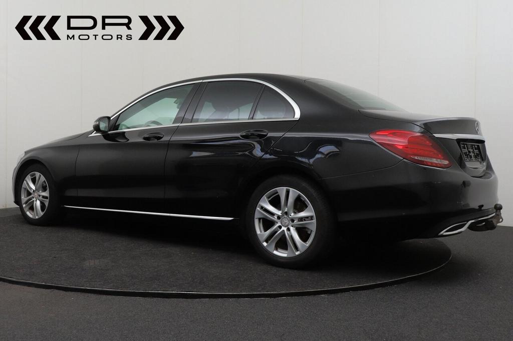 Mercedes-Benz C 200 BERLINE - NAVI - LEDER - EXPORT, 0 cilinders, https://public.car-pass.be/vhr/ee4e4528-ae18-4212-8406-b76e3327c874