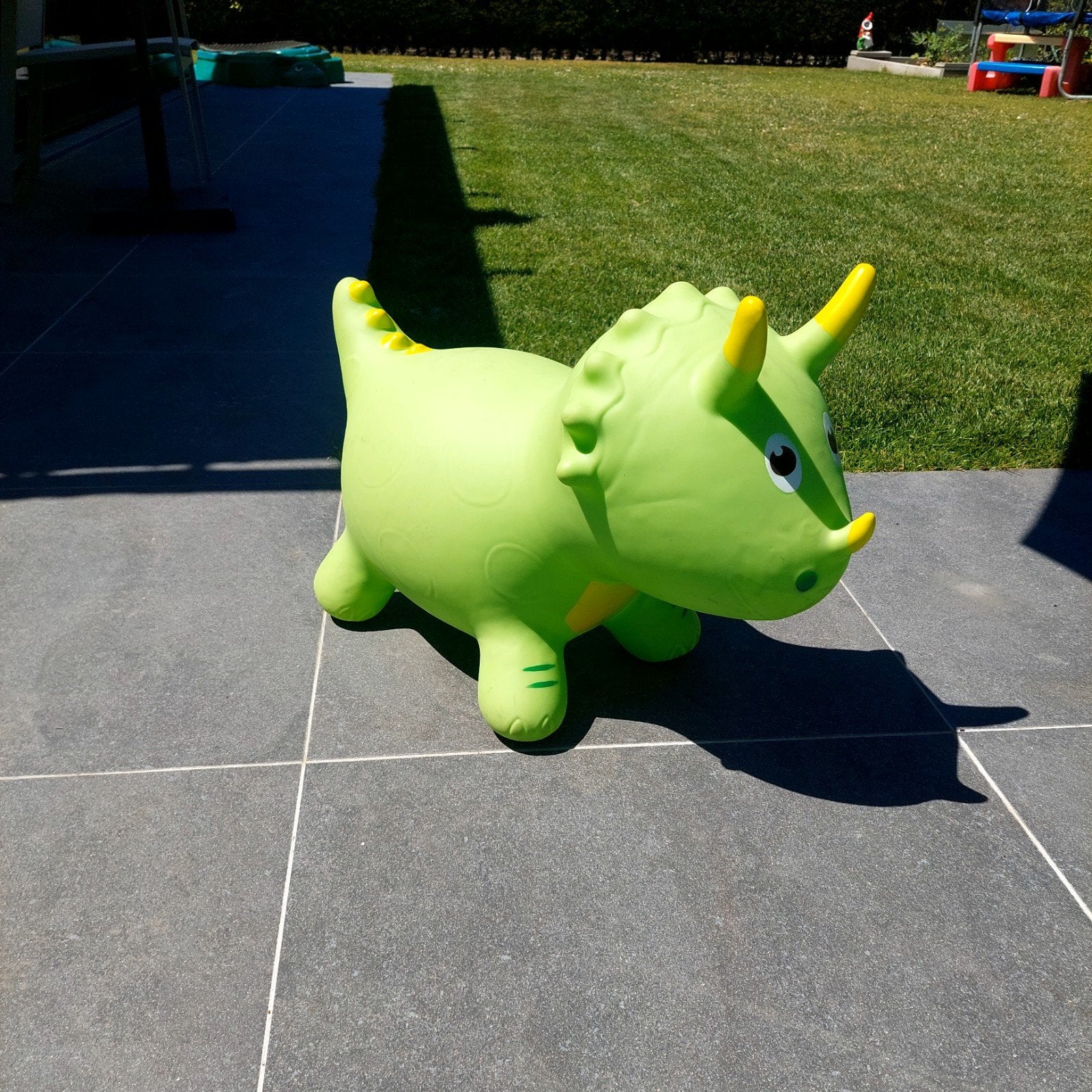 springbal dinosaurus, Ophalen