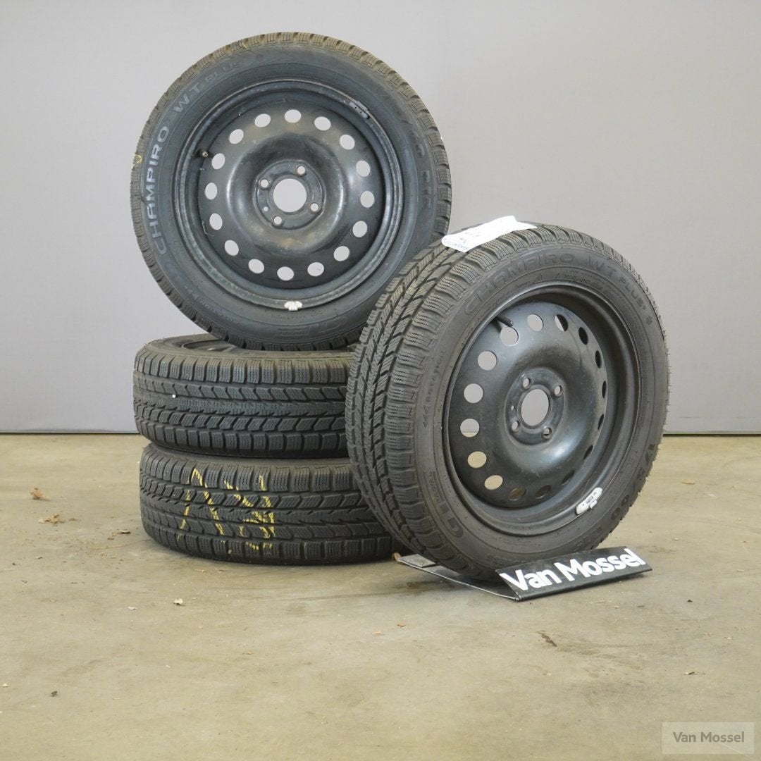 GT Radio Champiro Winterbanden 175/60/R15, Auto-onderdelen, Banden en Velgen, Gebruikt, 15 inch, -, -