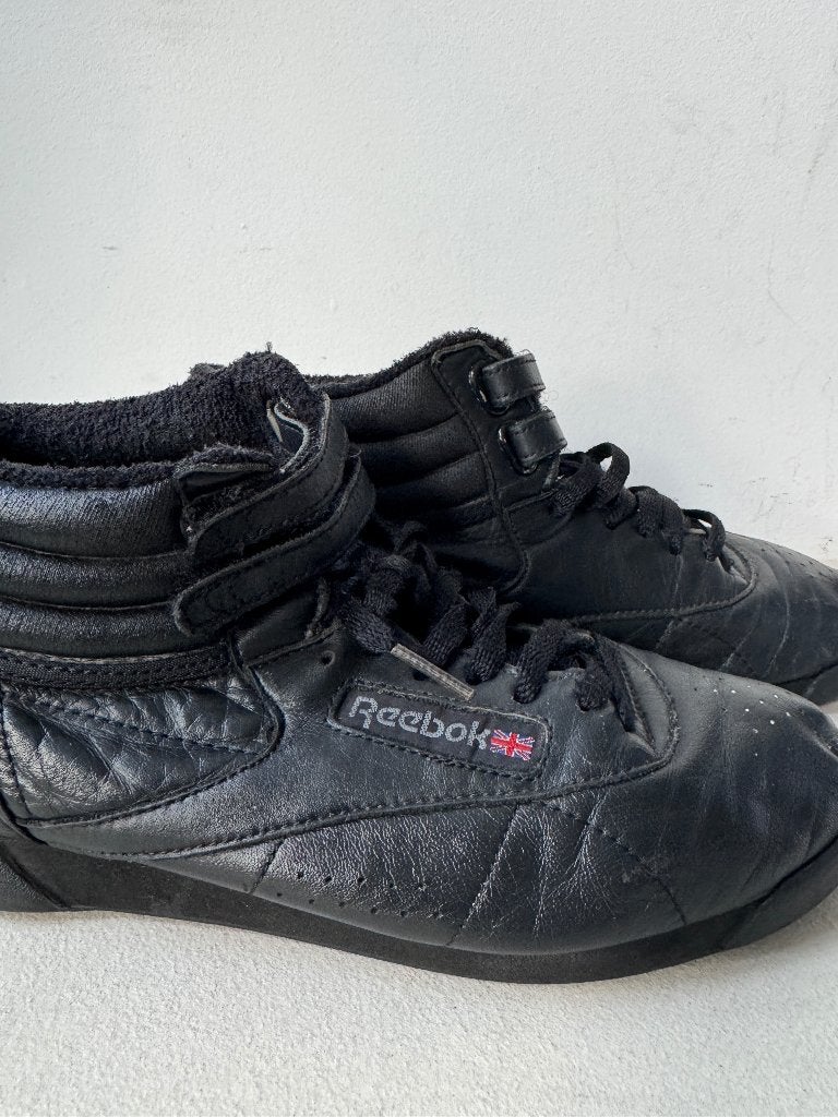 Sneakers Reebok Freestyle Hi noires art taille 40, Sneakers et Baskets, Reebok, Enlèvement, Porté