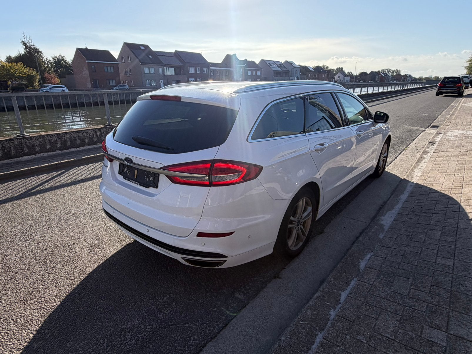 Ford Mondeo 2.0TDCI 2018 Navi Led 1st owner highway KM, Auto's, Euro 6, Mondeo, Wit, Bedrijf