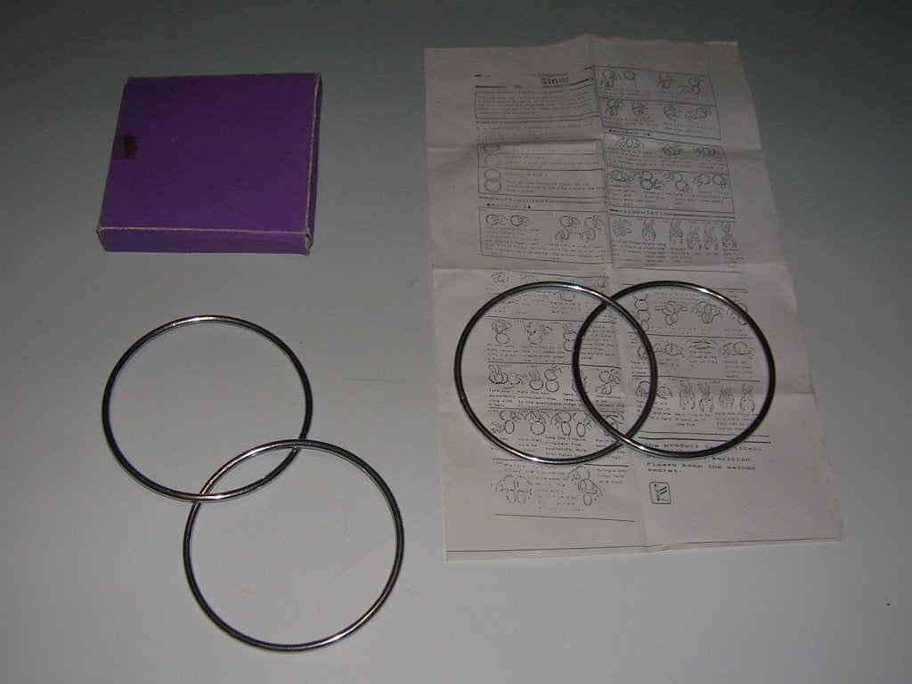 Goochelen met de “ Magic ringen ”, Ophalen, Zo goed als nieuw, Ontdekken