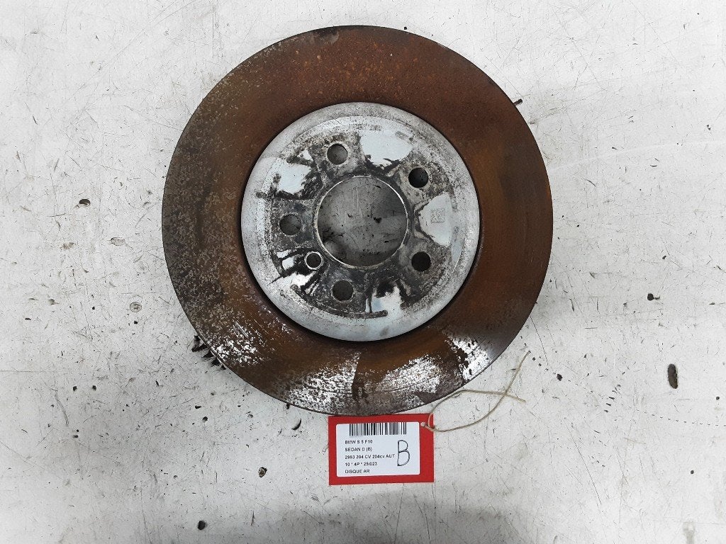 REMSCHIJF ACHTER BMW 5 serie (F10) (01-2009/10-2016), Gebruikt, Mevr. I. Hauben, BMW, Rue de l'Espoir 34 34
4030  GRIVEGNÉE, BE