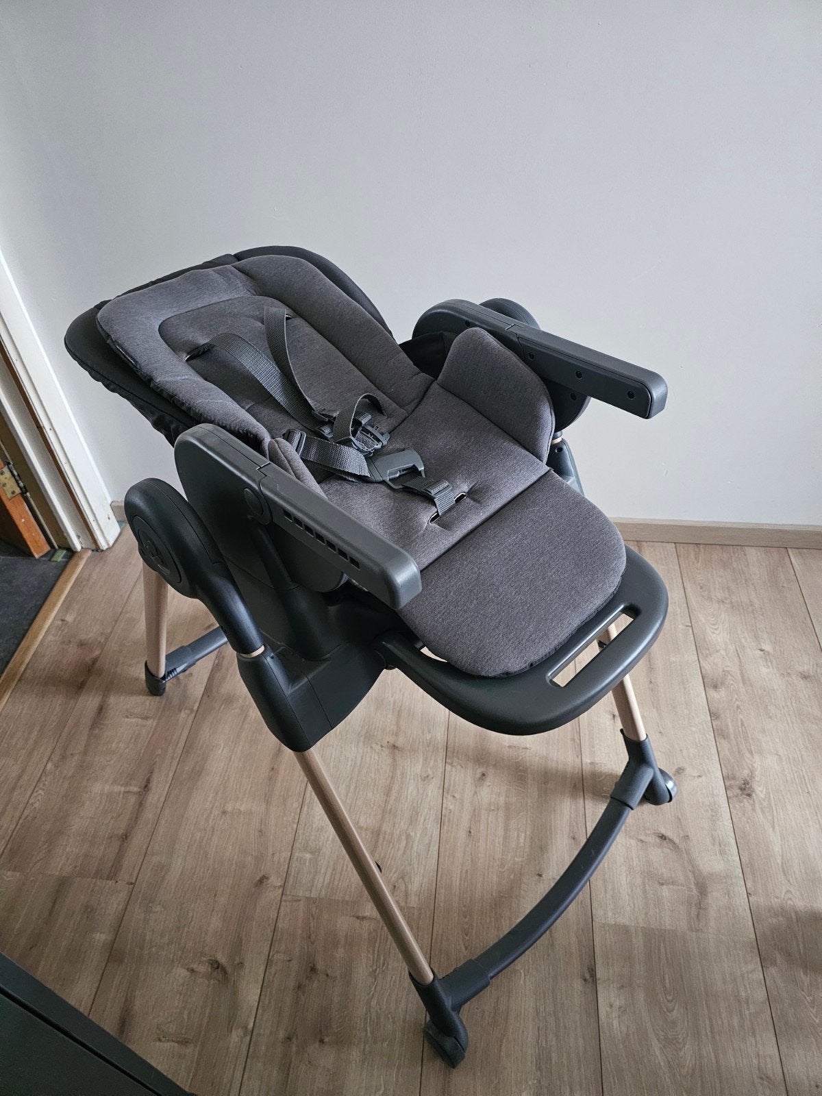 chaise haute maxi cosy minla, Enlèvement, Comme neuf, Chaise évolutive, Coulissant