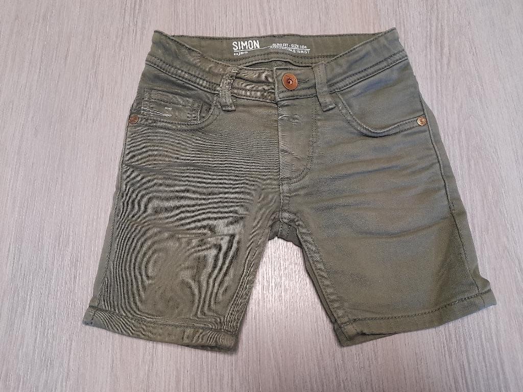 Kaki jeansshort Simon JBC 104, Kinderen en Baby's, Kinderkleding | Maat 104, Broek, Ophalen of Verzenden, Zo goed als nieuw, JBC.
