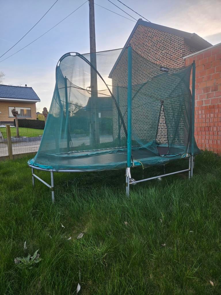 Trampoline, Enlèvement