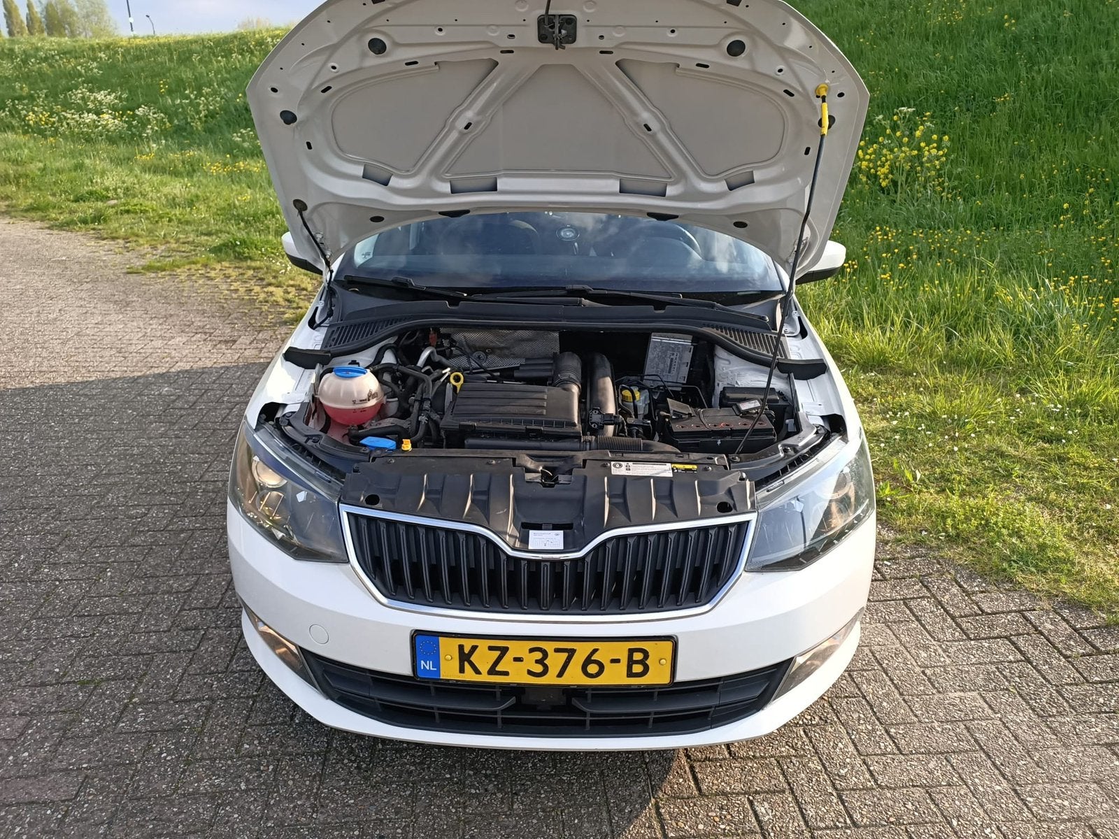 Skoda Fabia 1.2 TSI 66KW Combi 2016 Wit, Autos, Skoda, Achat, Euro 6, Particulier, Blanc