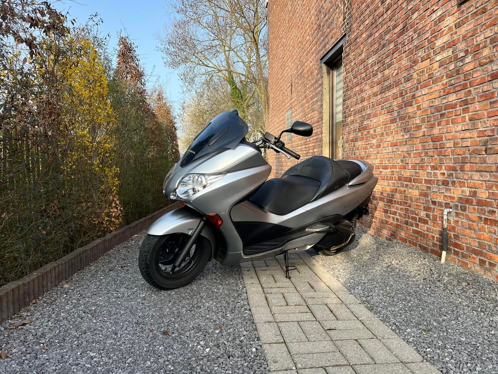 Honda Forza 250cc NSS250A, Scooter, Particulier, Permis Moto A2 minimum, 12 à 35 kW