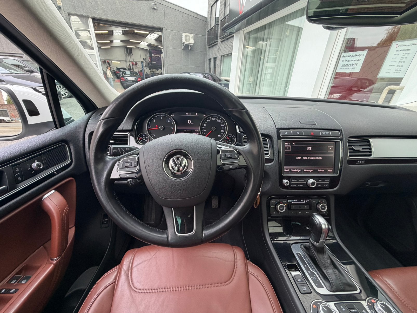 Volkswagen Touareg 3.0 TDi V6 COMPLET ! Cuir - 360 - Pano, Autos, Cuir, Achat, 174 g/km, Euro 6
