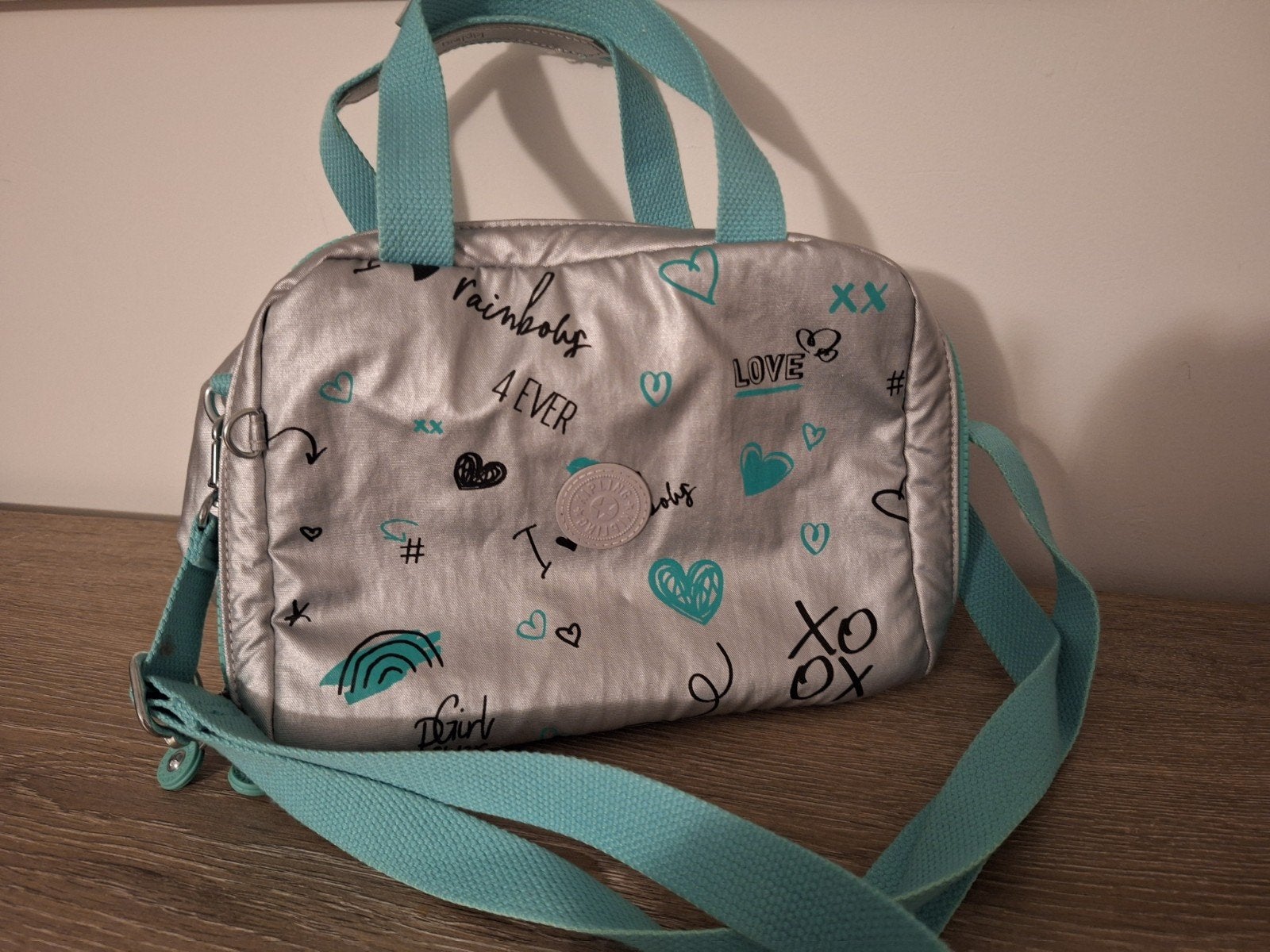 Geïsoleerde tas van Kipling, Ophalen