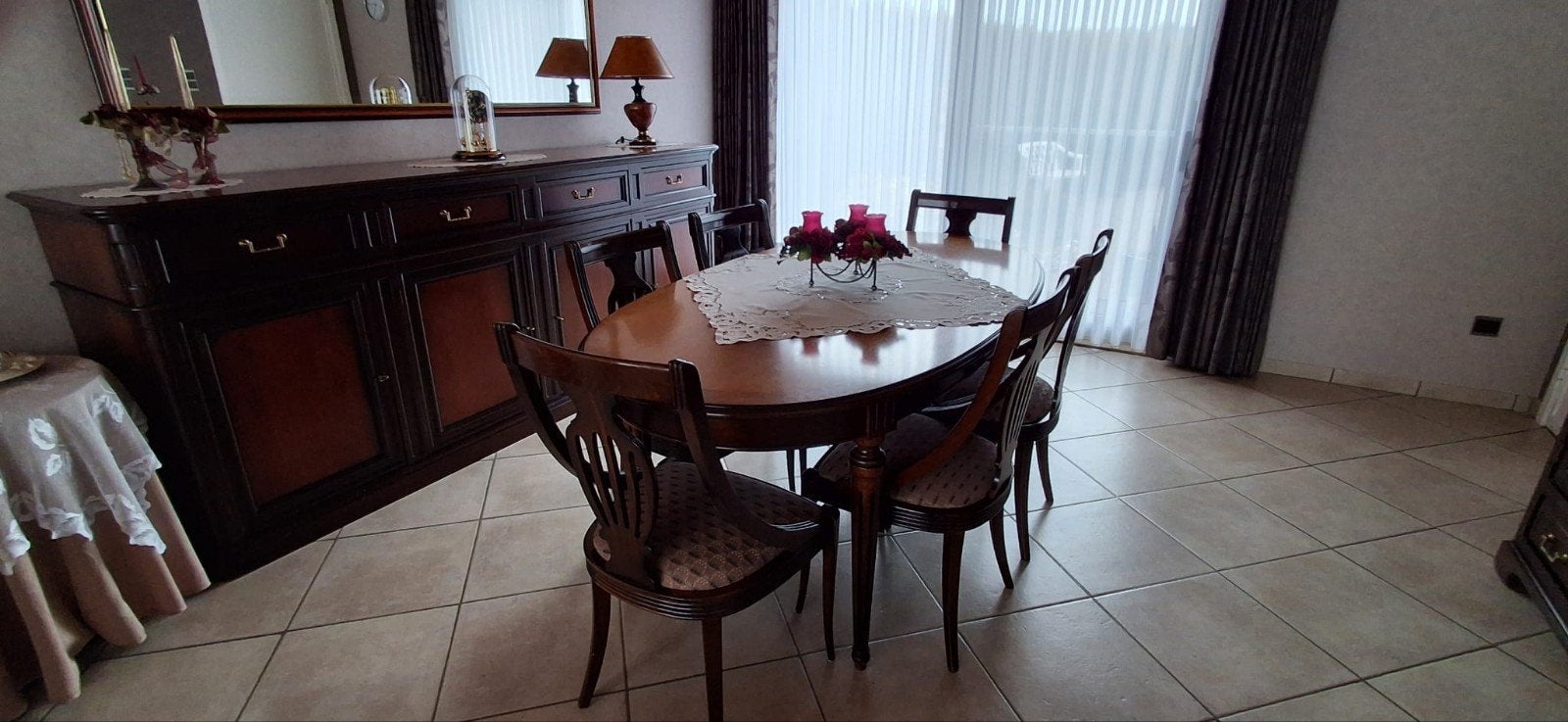 Eetkamer in kerselaarhout met spiegel, dressoir, 6 stoelen, Huis en Inrichting, Ophalen