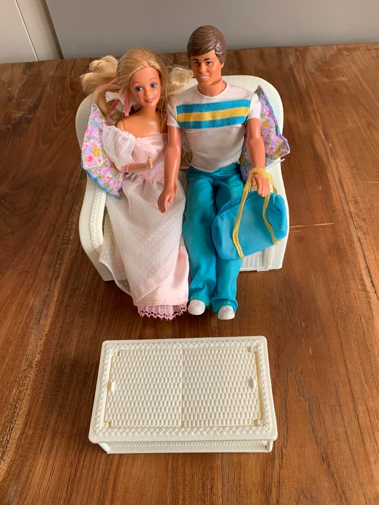 Vintage Barbie Salon, Kinderen en Baby's, Speelgoed | Poppen, Ophalen, Zo goed als nieuw, Barbie