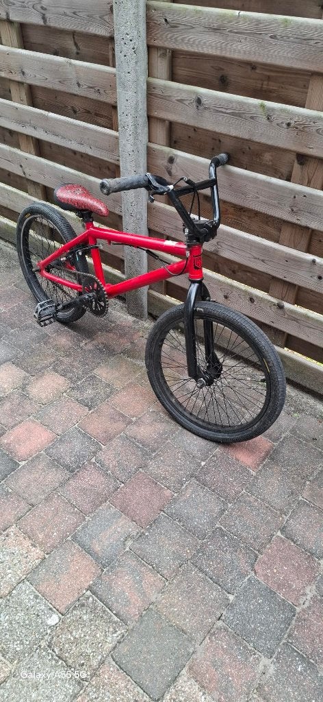 Vélo BMX rouge, Vélos & Vélomoteurs, Enlèvement, Utilisé