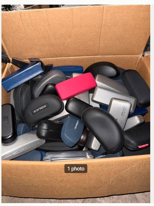 Lot d’étuis à lunettes, Enlèvement, Lunettes