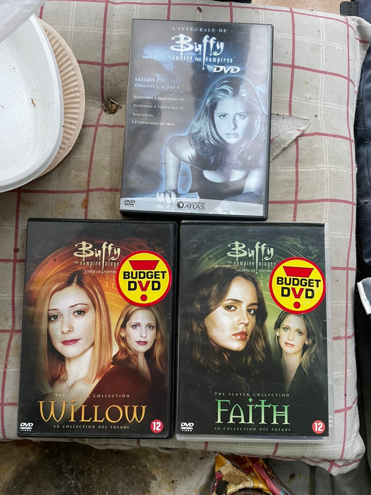 Buffy de Vampire Slayer, Nederlands, Monsters, Ophalen of Verzenden, Gebruikt