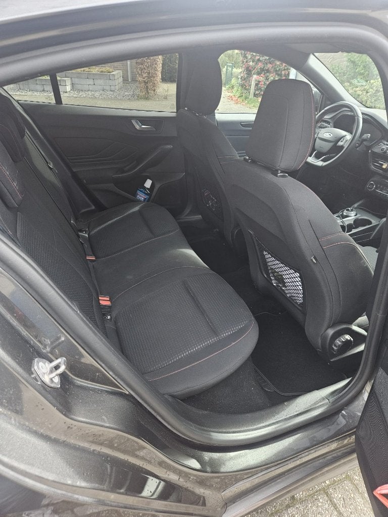 Ford Focus Hatchback 1.5 EcoBoost ST-Line 2019, Autos, Ford, Particulier, Focus, Caméra de recul, Régulateur de distance, Android Auto