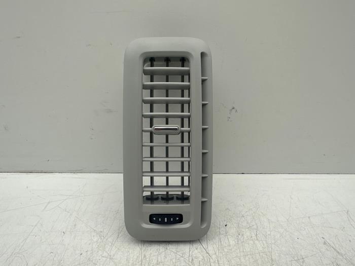 Grille aération tableau de bord d'un Volkswagen Sharan, Volkswagen, -, 3 mois de garantie, Utilisé