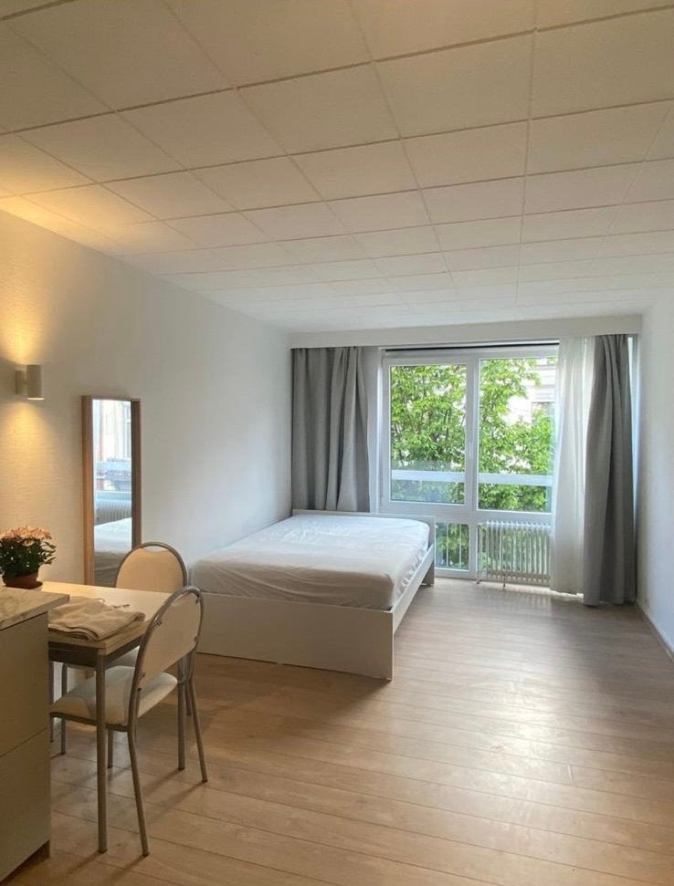 Studio to rent in Schuman, Immo, 35 à 50 m², Bruxelles