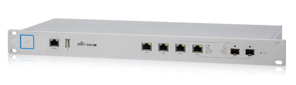 Unifi gateway P4 + Cloudkey-GEN2 in rack mount, Ophalen of Verzenden, Gebruikt, Router, Ubiquiti Unifi