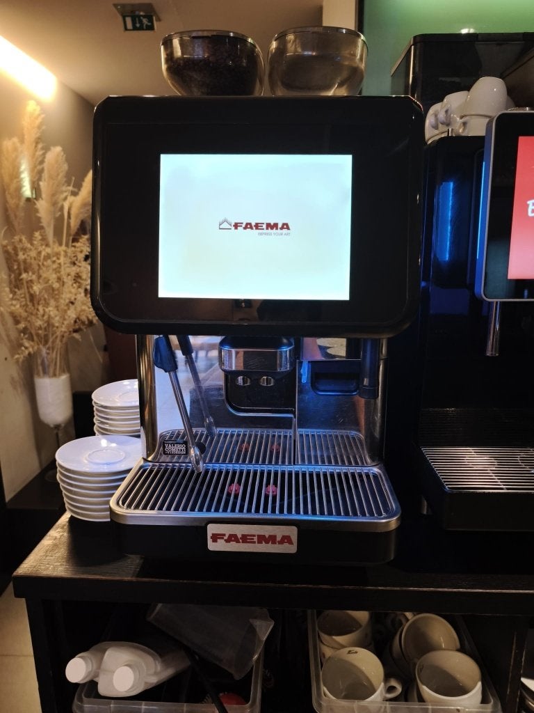 Lot de 2 machines à café professionnelles – état quasi neuf, Articles professionnels, Enlèvement