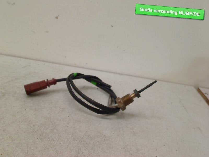 UITLAAT TEMPERATUUR SENSOR Volkswagen Scirocco (137 / 13AD), Auto-onderdelen, Gebruikt, Volkswagen, Volkswagen AG, Kundenbetreuung@volkswagen.de