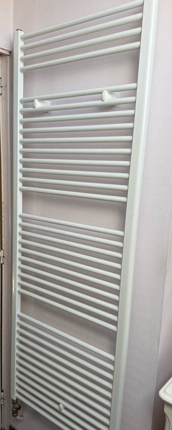 Radiator / handdoekdroger, Doe-het-zelf en Bouw, Ophalen, Gebruikt, Radiator, 60 tot 150 cm