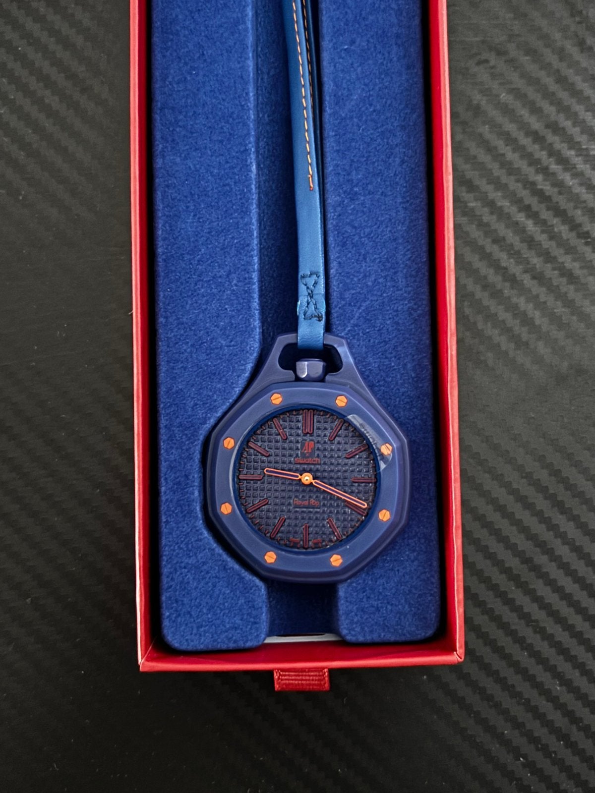 Swatch AP x Royal Pop - Orenji Hachi, Overige materialen, Zakhorloge, Nieuw, Ophalen of Verzenden