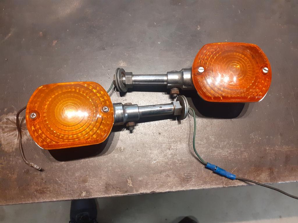 2 voorste richtingaanwijzers Yamaha Virago XV750, Enlèvement