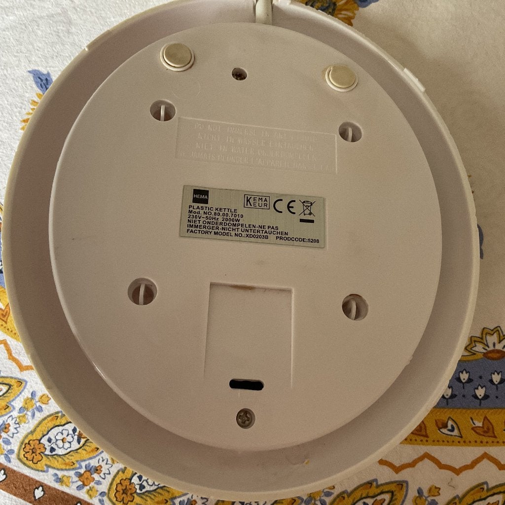 Bouilloire electrique, 1 à 2 litres, Enlèvement, Comme neuf