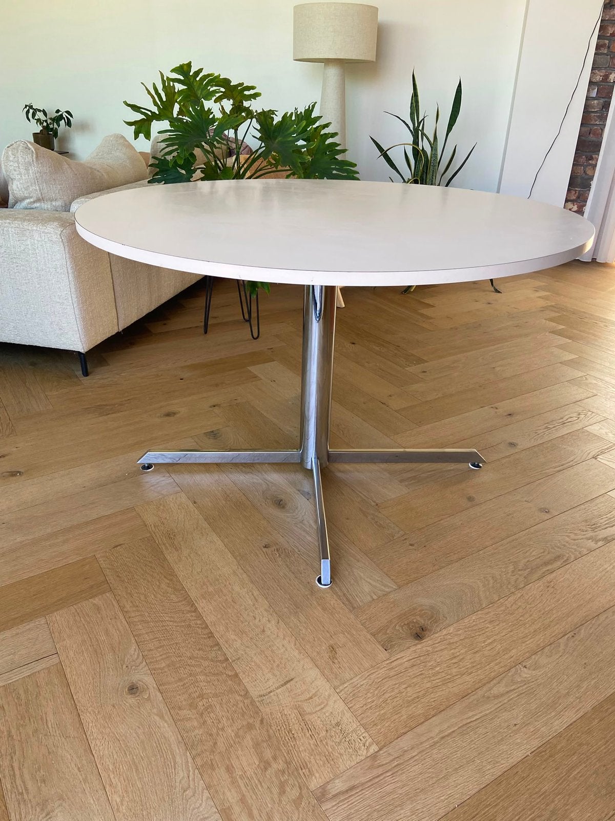 Vintage keukentafel met chrome poot, Huis en Inrichting, Ophalen, Gebruikt