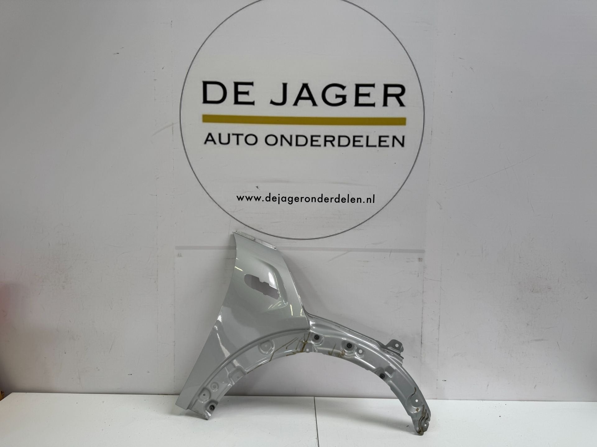 MINI F55 F56 F57 AILE LAT RALE AVANT DROIT 2014-, Customer.service@mini.co.uk, Droite, BMW AG, Petuelring 130
80788  Munich, DE