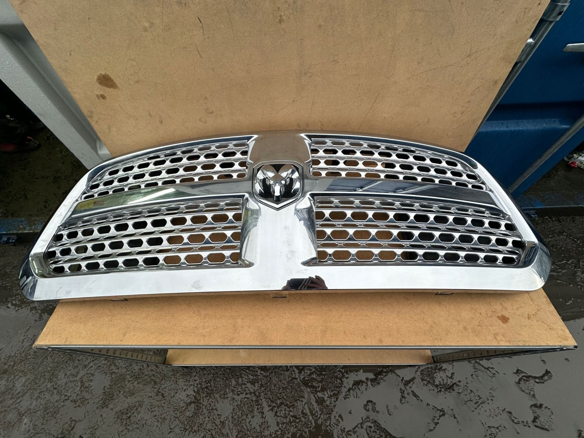 Pi ces automobiles pour Dodge RAM IV 1500 Laramie 1500, Taurusavenue 1
2132 LS  Hoofddorp, NL, Stellantis N.V., Info@stellantis.com