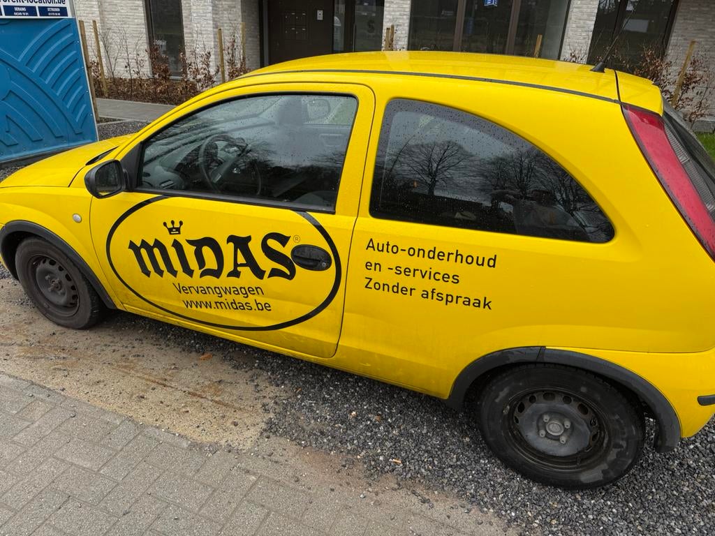 Opel corsa EXPORT!!!, Auto's, Voorwielaandrijving, Stof, Zwart, Geel