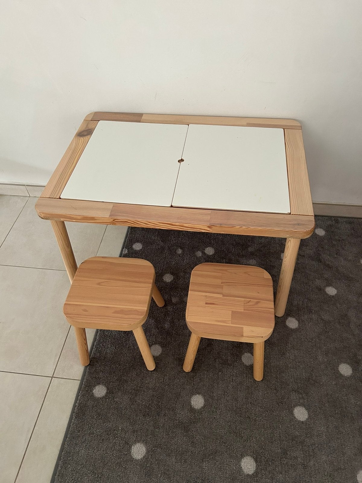 Kinder speel tafel met opbergvakken, Ophalen, Gebruikt, Tafel(s) en Stoel(en)