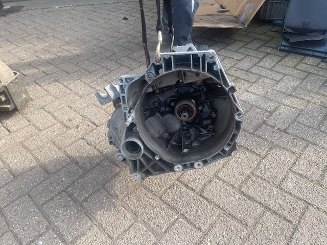 VERSNELLINGSBAK Abarth 500 / 595 / 695 (312B4000), Taurusavenue 1
2132 LS  Hoofddorp, NL, Webaccessibility@stellantis.com, Gebruikt