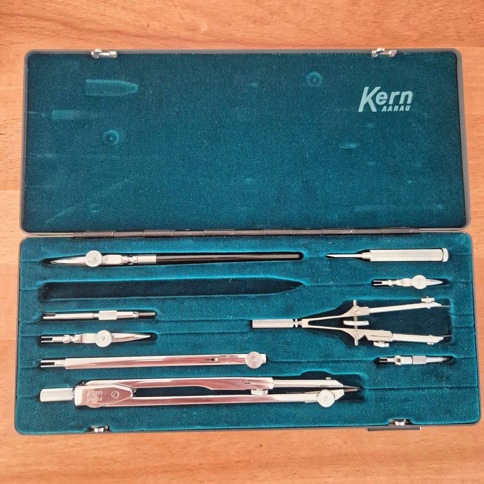 Kern passer in doos, Hobby en Vrije tijd, Tekenen, Ophalen of Verzenden, Zo goed als nieuw