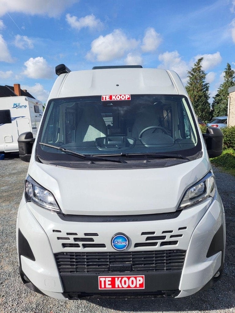 NEW VAN Blucamp Laser 600, boite automatique, Caravanes & Camping, Siège standard, Fiat, 5 à 6 mètres, Diesel