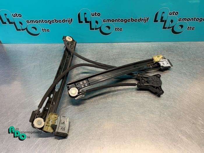 Mécanique vitre 4portes avant droite d'un Seat Ibiza (Ibiza, -, 3 mois de garantie, Utilisé, -