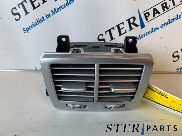 Grille d'aération arrière d'un Mercedes S-Klasse, 3 mois de garantie, Utilisé, -, -