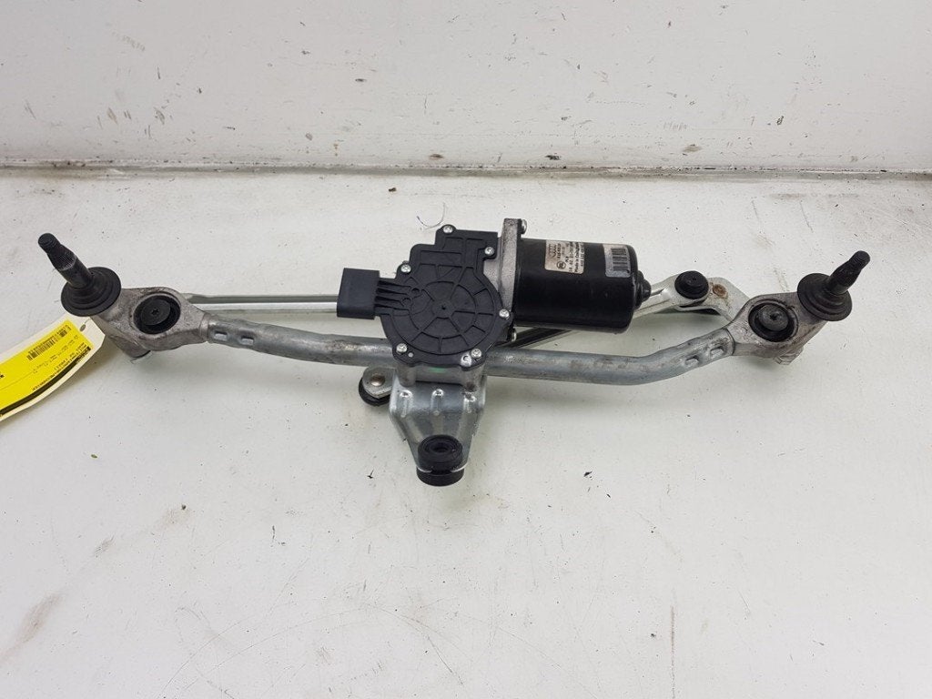 MOTEUR + TRINGLERIE ESSUIE GLACE AVANT Audi Q2 (GAB / GAG), Auto-Union-Straße  1,
85057  Ingolstadt, DE, Info@audi.de, Audi, Utilisé
