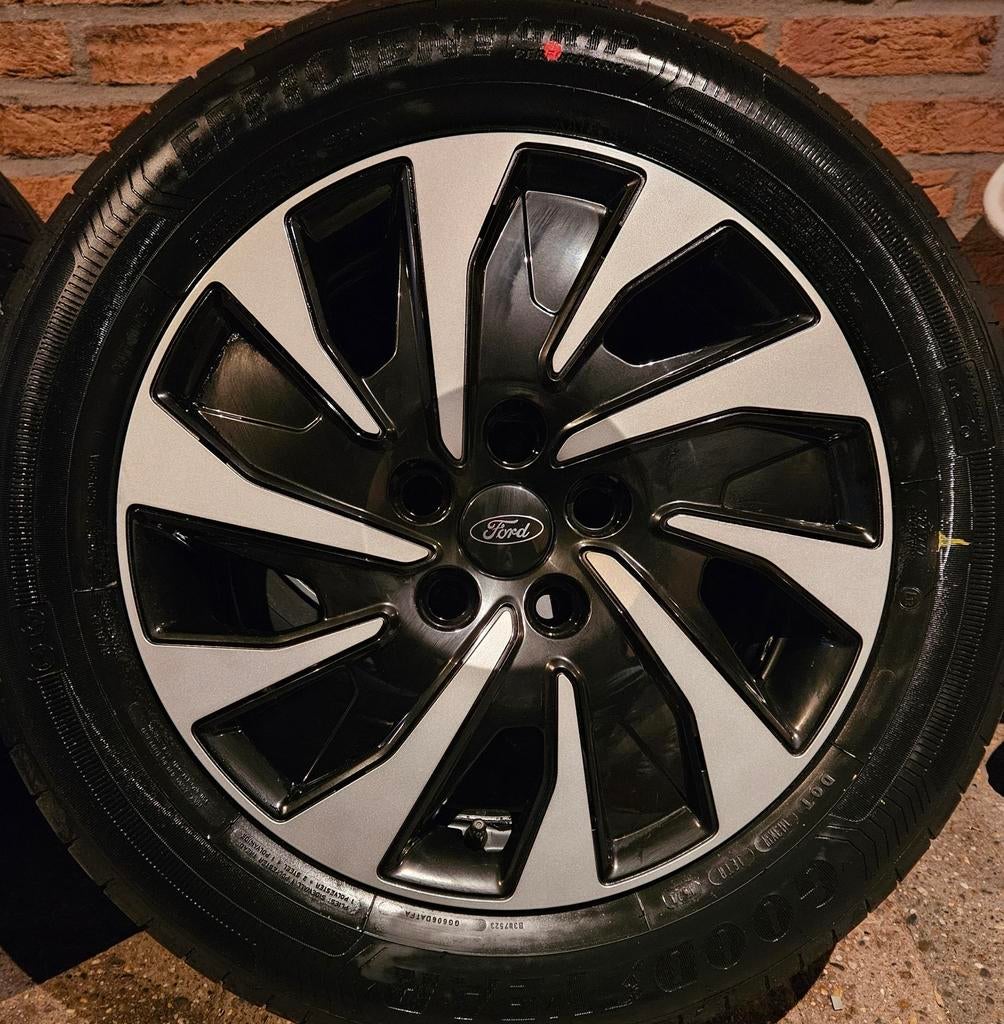 Ensemble d'été Ford Focus 16 pouces 5x108 Goodyear 7 mm comm, Enlèvement