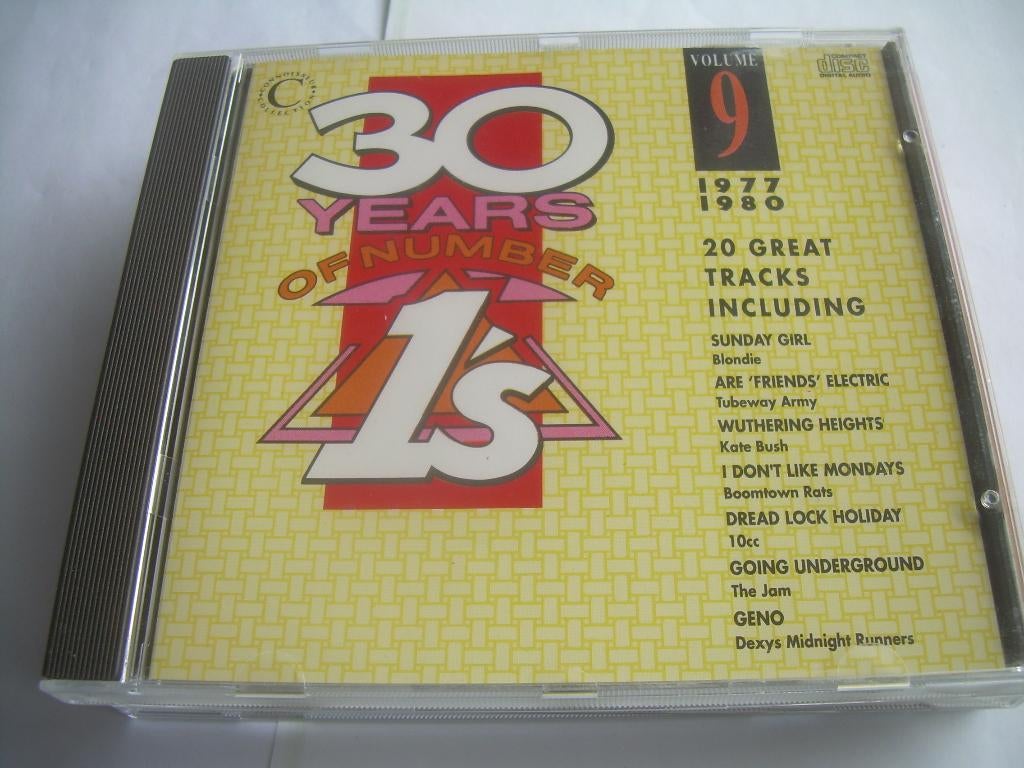 CD - 30 ANS - DES NUMÉROS 1, CD & DVD, CD | Compilations, Enlèvement ou Envoi, Comme neuf, Pop